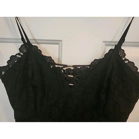 Guess Slip Dress Black Medium Mini Lacy Lined Adjustable Straps Sexy Wimsigoth - Picture 10 of 11